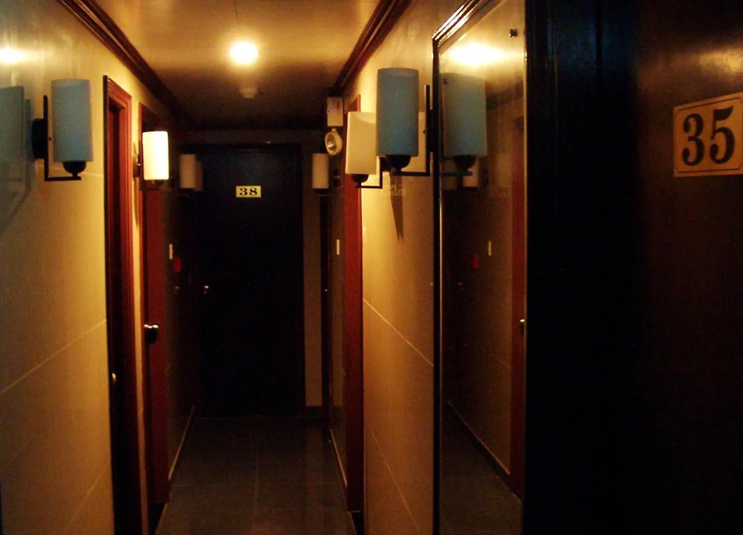 Li'S Chain Hostel Hong Kong 0*,  China